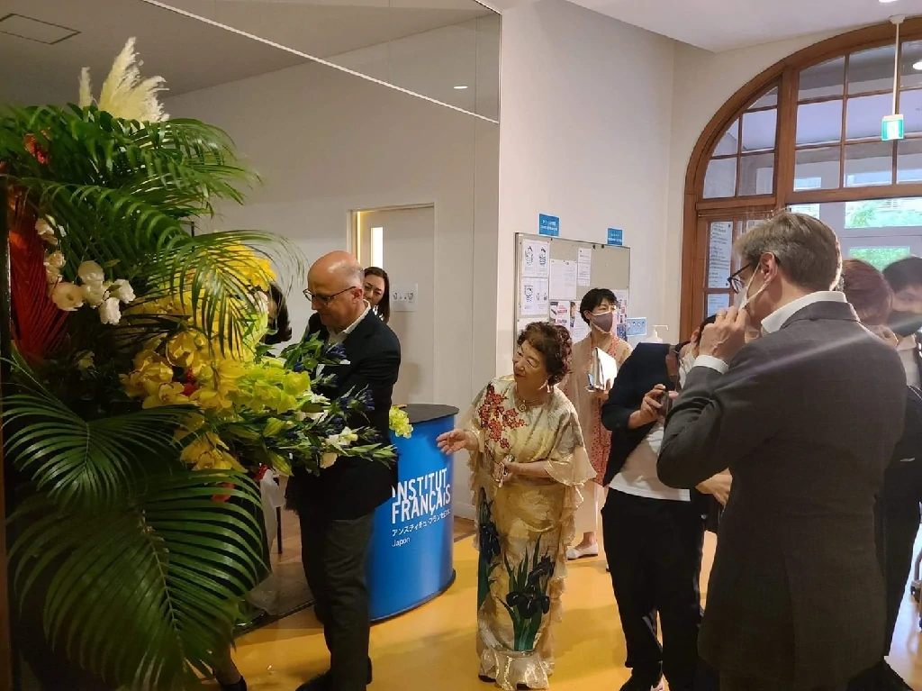 Consulate activity with France